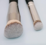 Foundation and Concealer Makeup Brush for Blending, Contouring and Sculpting